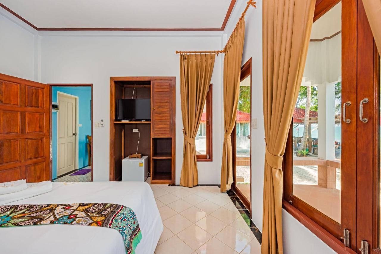 The Boutique Khanom Luaran gambar